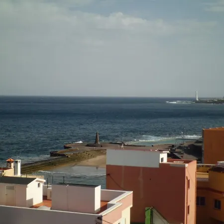 Bajamar Apartment *